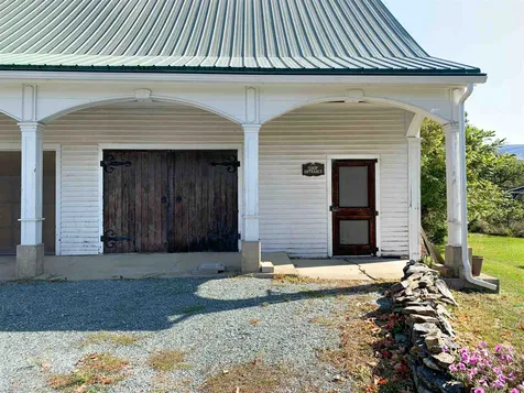 4499 Us Route 5 South Barnet VT 05050