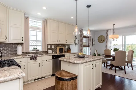 329 Dolphin Drive Portsmouth NH 03801