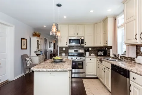 329 Dolphin Drive Portsmouth NH 03801