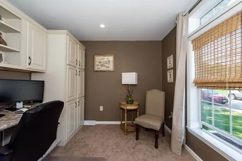 329 Dolphin Drive Portsmouth NH 03801