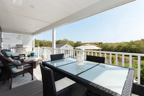 329 Dolphin Drive Portsmouth NH 03801