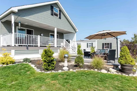 329 Dolphin Drive Portsmouth NH 03801