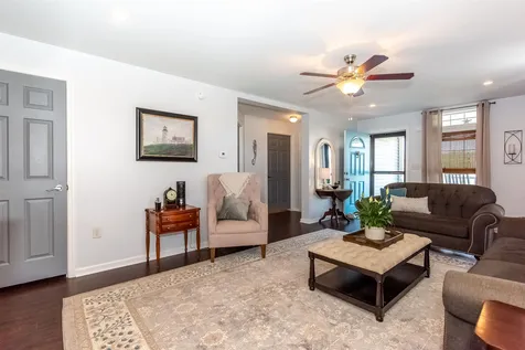 329 Dolphin Drive Portsmouth NH 03801