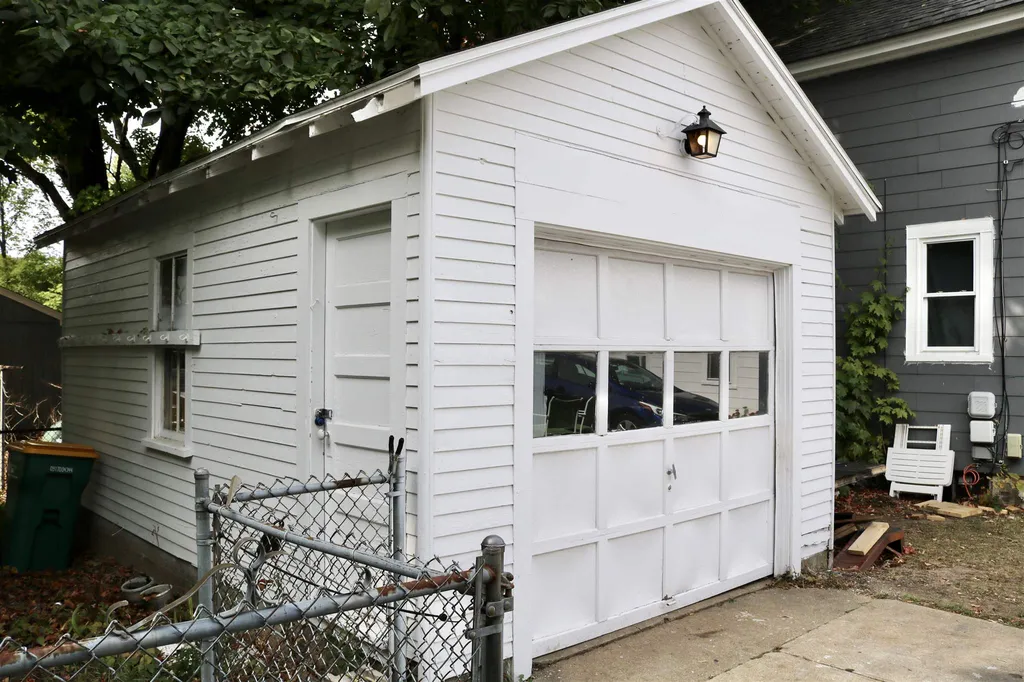 37 Upham Street Rochester NH 03867