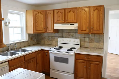 37 Upham Street Rochester NH 03867