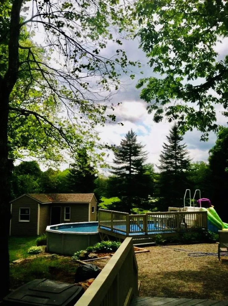 8 Whitford Road Nashua NH 03062