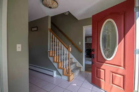 3 Verdi Lane Londonderry NH 03053