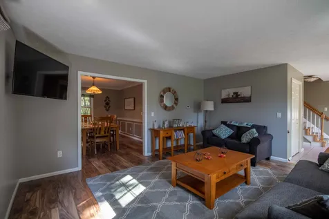 3 Verdi Lane Londonderry NH 03053
