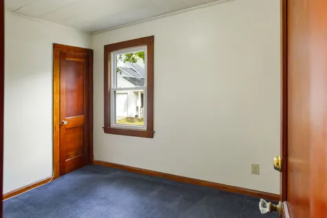 7 Gillis Street Hudson NH 03051