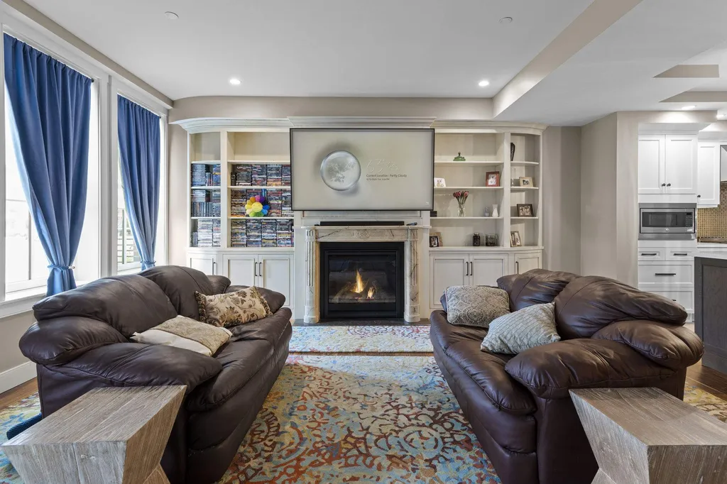 233 Vaughan Street Portsmouth NH 03801