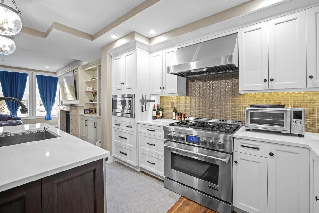 233 Vaughan Street Portsmouth NH 03801