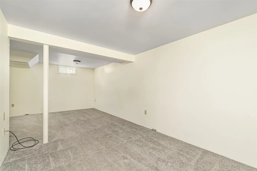 17 Perkins Road Belmont NH 03220
