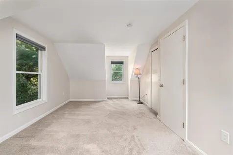 17 Perkins Road Belmont NH 03220