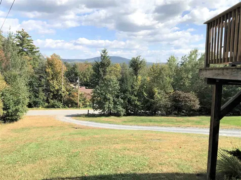 14 Bonnie Lane Claremont NH 03743