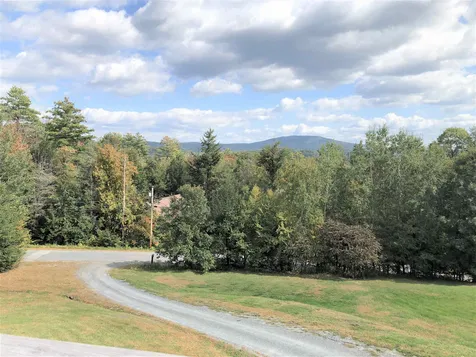 14 Bonnie Lane Claremont NH 03743