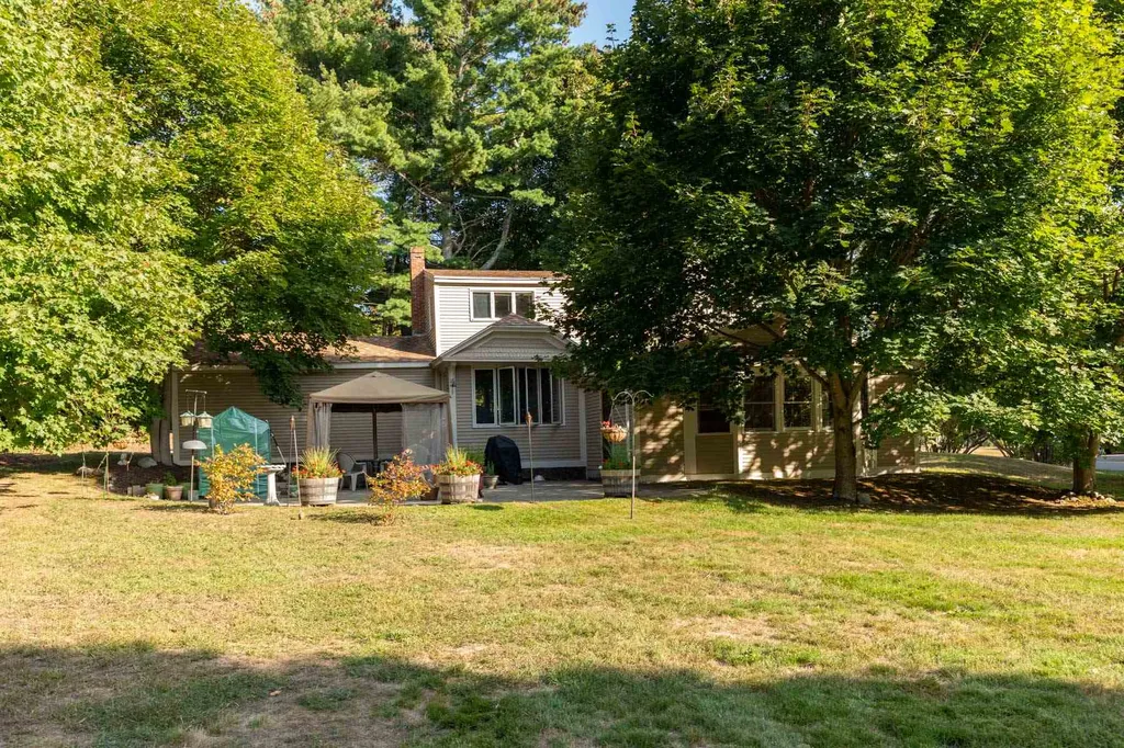 236 Old Road Eliot ME 03903
