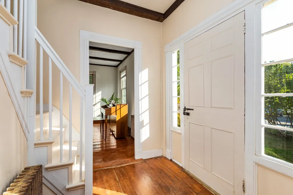236 Old Road Eliot ME 03903
