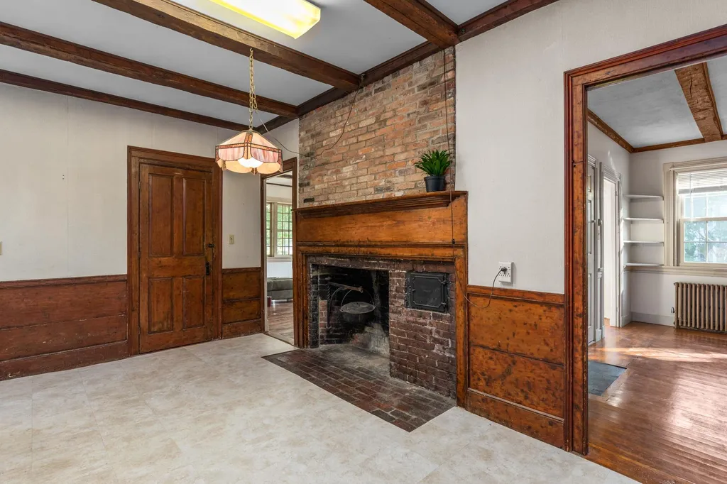 236 Old Road Eliot ME 03903