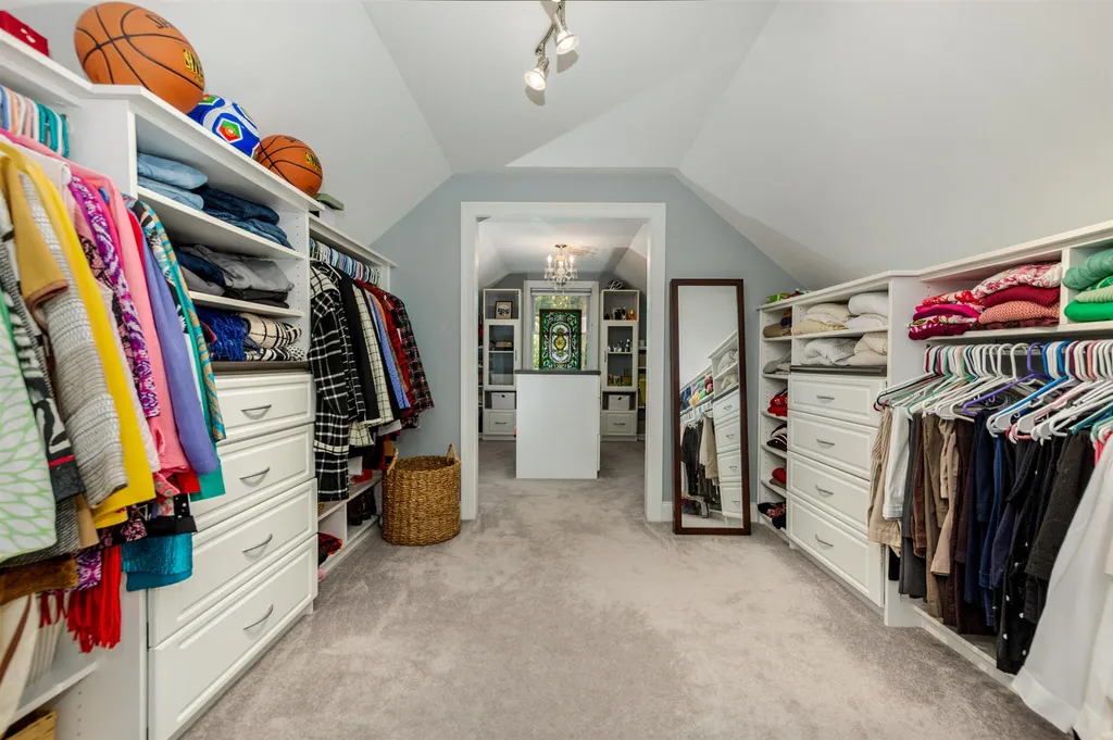 22 Grandview Drive Dover NH 03820