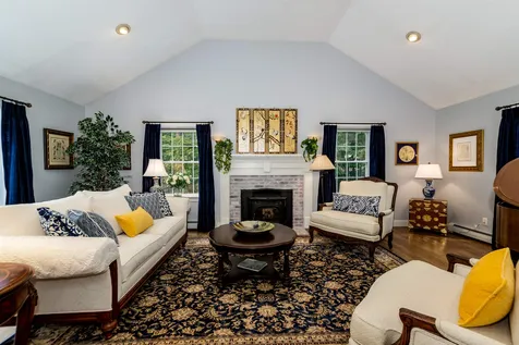 22 Grandview Drive Dover NH 03820