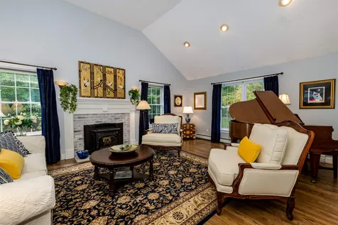 22 Grandview Drive Dover NH 03820