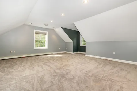 22 Grandview Drive Dover NH 03820