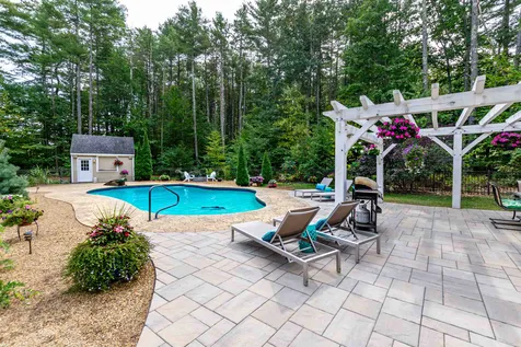 22 Grandview Drive Dover NH 03820