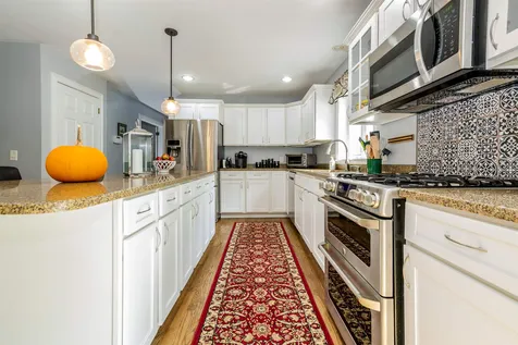 22 Grandview Drive Dover NH 03820