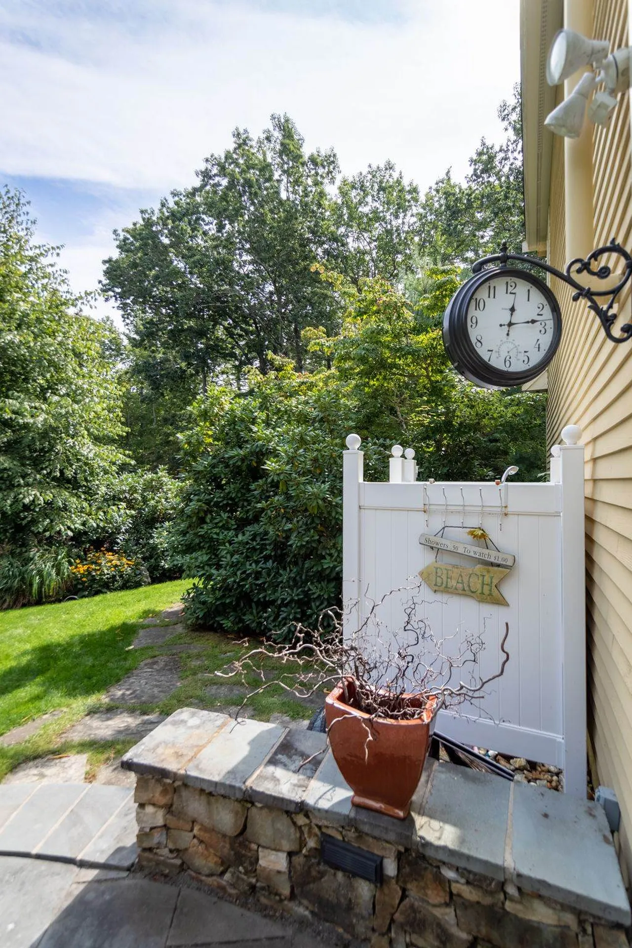 15 North Shore Road Hampton NH 03842
