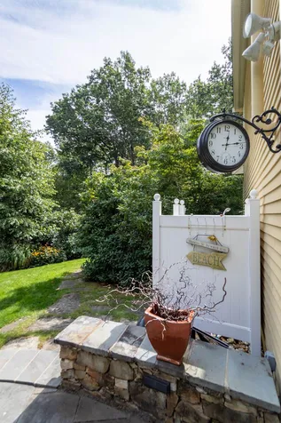 15 North Shore Road Hampton NH 03842
