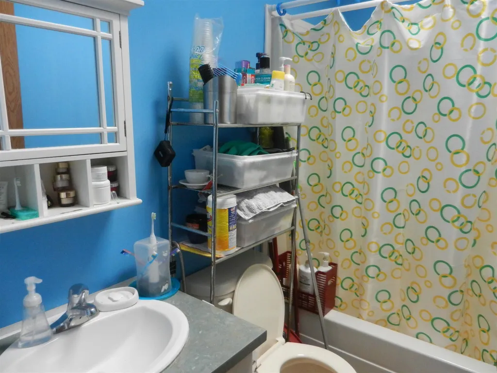 16 Pine Knoll Lane Lee NH 03861