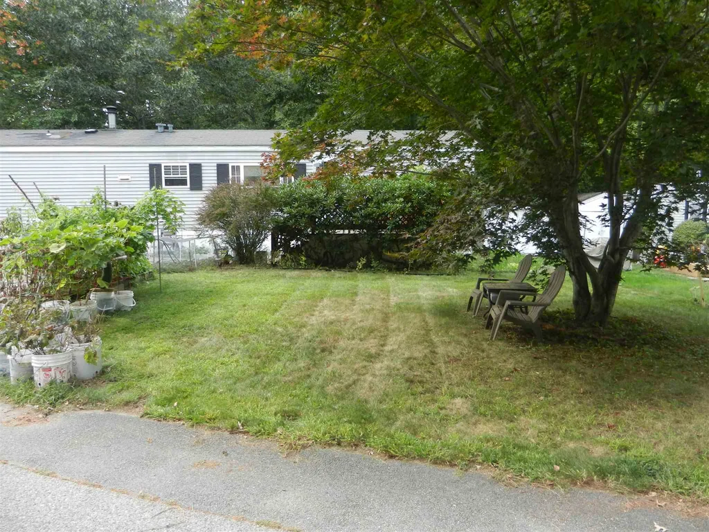 16 Pine Knoll Lane Lee NH 03861
