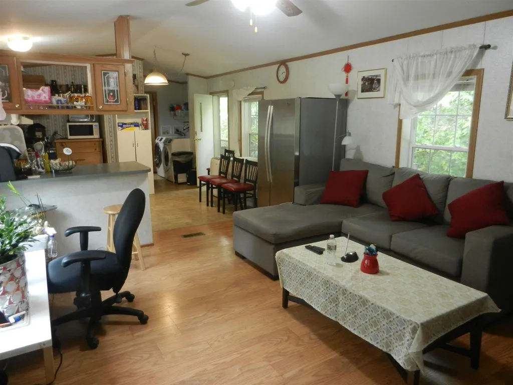 16 Pine Knoll Lane Lee NH 03861
