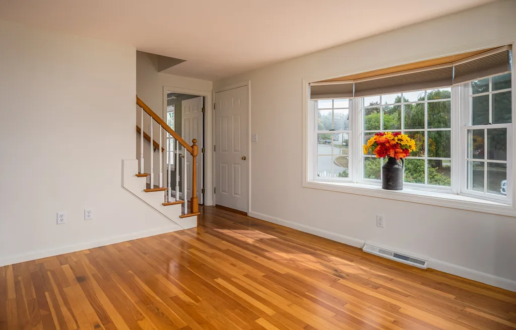 4 Salem Avenue Dover NH 03820