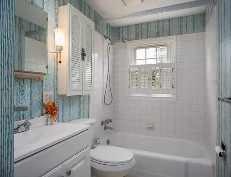 4 Salem Avenue Dover NH 03820