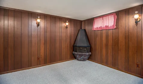 4 Salem Avenue Dover NH 03820