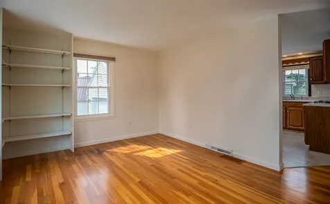 4 Salem Avenue Dover NH 03820