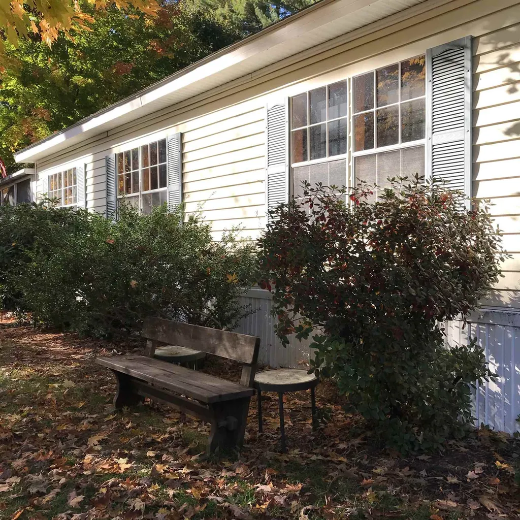 4 Ann Street Hollis NH 03049