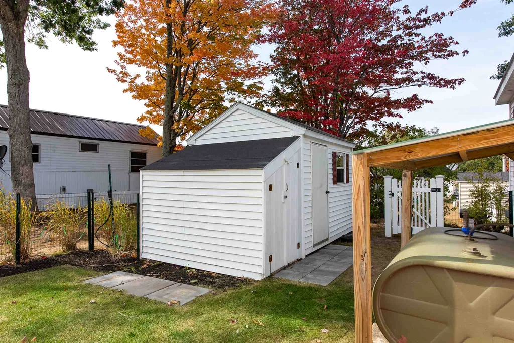 4 Clearview Drive Rochester NH 03867