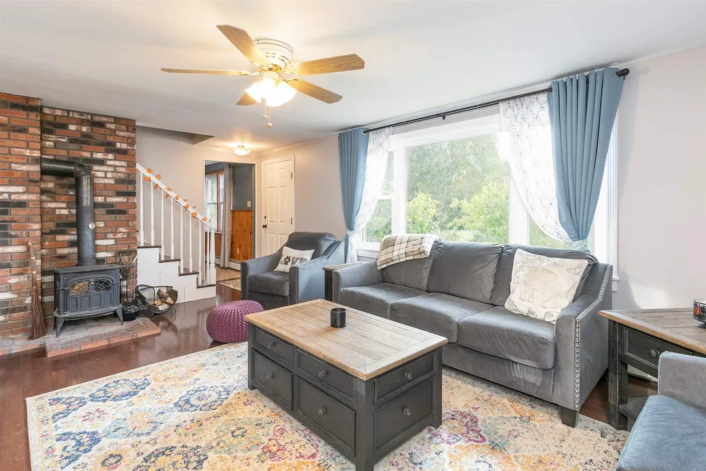 202 New Colony Road Orange NH 03741