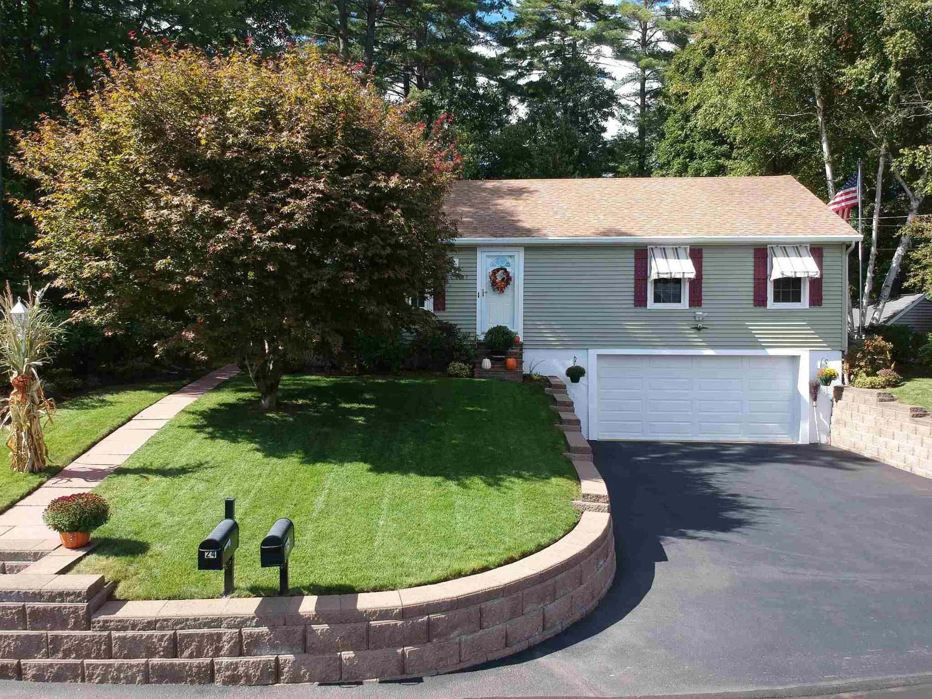 24 Bay Shore Drive Sanbornton NH 03269