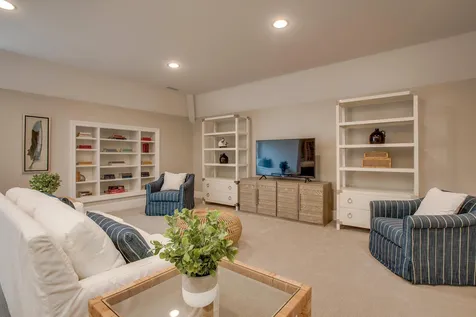 81 Heritage Hill Road Windham NH 03087