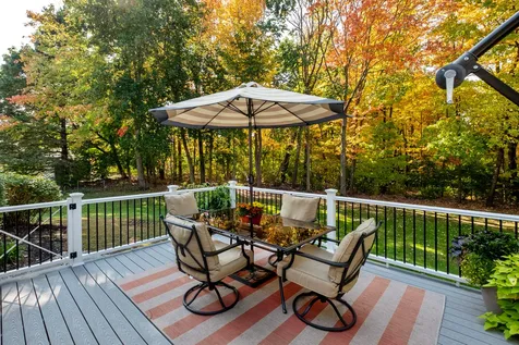 11 Wentworth Avenue Rochester NH 03867