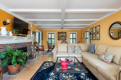 11 Wentworth Avenue Rochester NH 03867