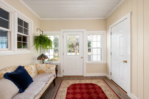 11 Wentworth Avenue Rochester NH 03867