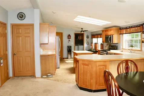 33 Spruce Road Danville NH 03819