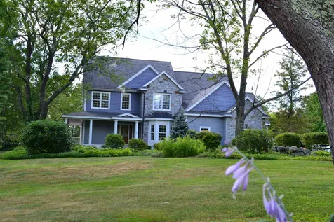 20 Foxcross Circle Concord NH 03301