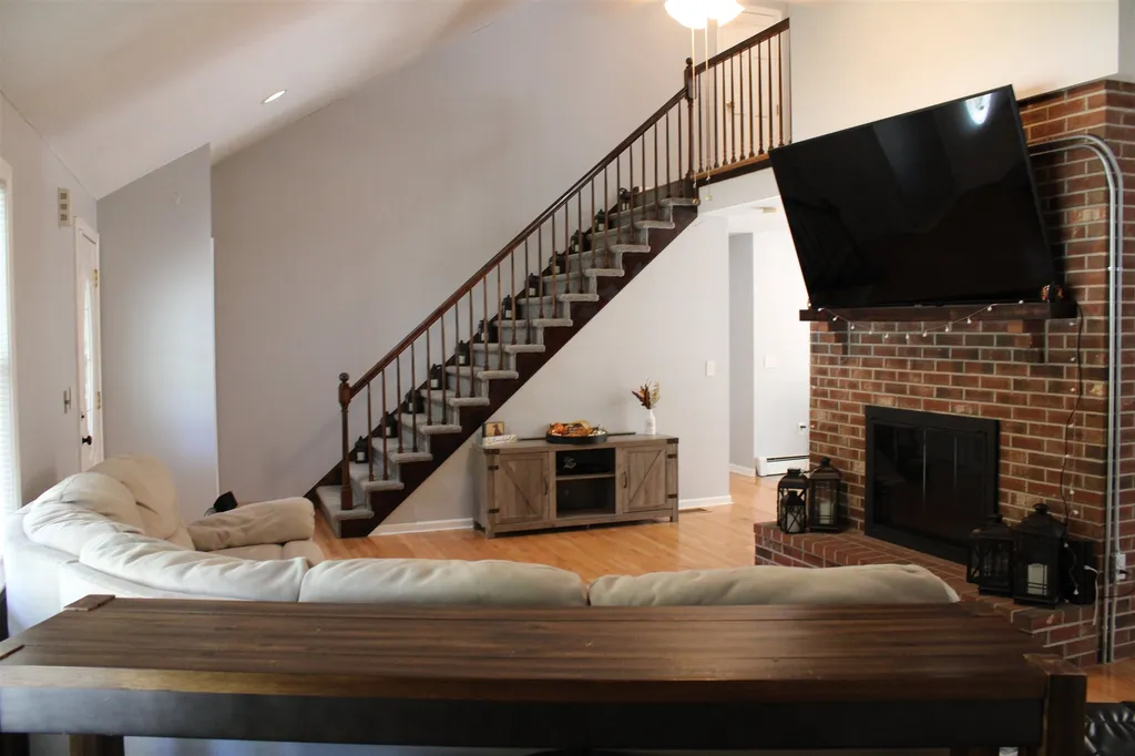 264 Hillcrest Drive Laconia NH 03246
