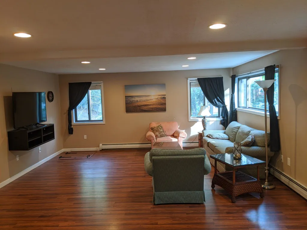 111 Coburn Avenue Nashua NH 03063