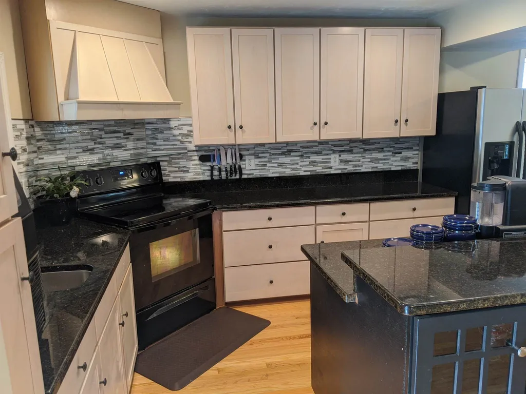 111 Coburn Avenue Nashua NH 03063